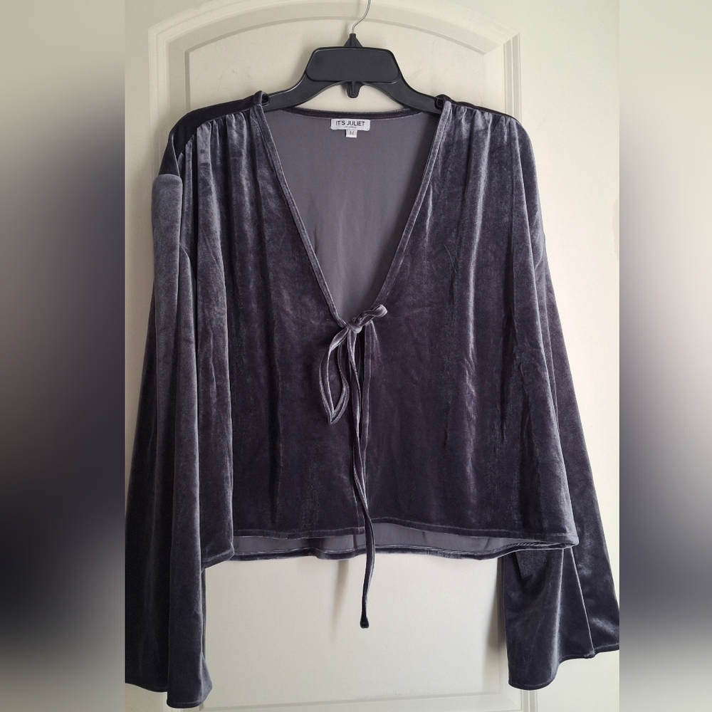 ITS Juliet Gray Velvet Tie-Front Top Bell Sleeve M WHYMSIGOTH‎ VAMP OFFICE BOHO